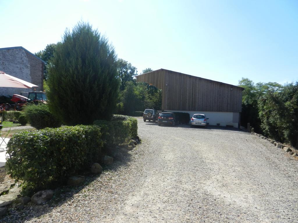 Chambre D'Elisabeth A La Ferme Montepilloy Luaran gambar